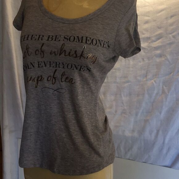 Maurice "Shot of Whiskey / Cup of Tea" Tee - X-Small - Picture 4 of 10